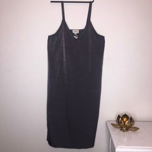 Everly Dark Gray Slipdress